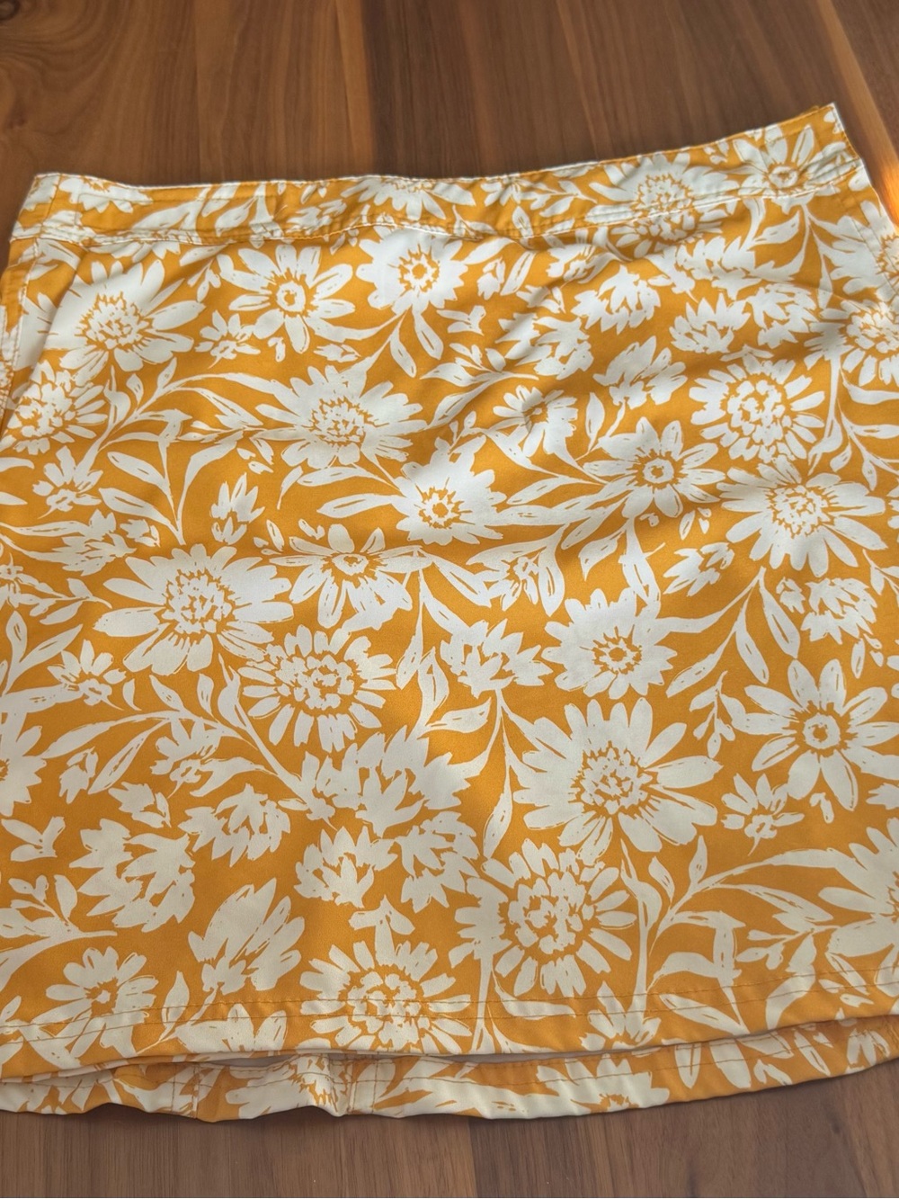 Ripskirt Hawaii Yellow and White Floral Midi Skirt